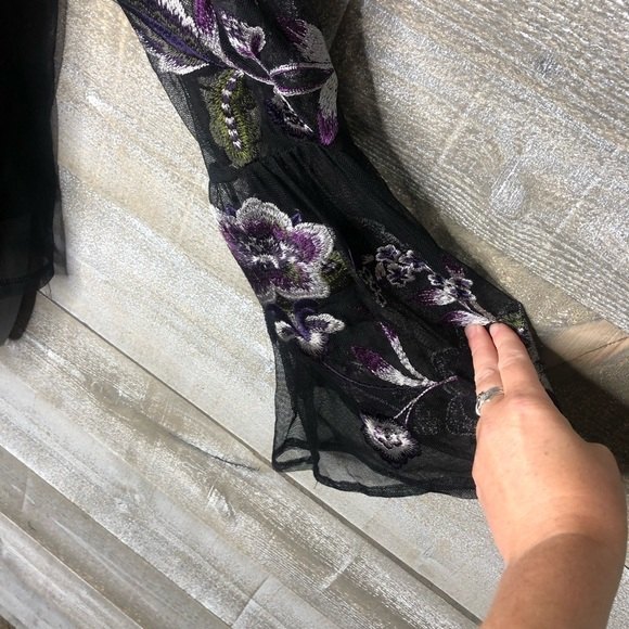 INC International Concepts PS Black Floral Embroidered Mesh Bell Sleeve Y2K top - Picture 4 of 6